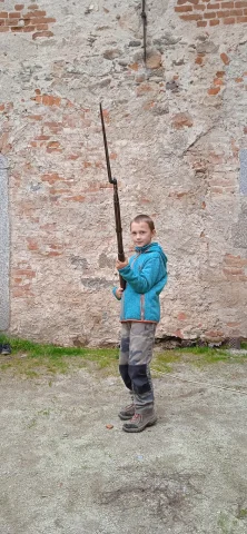 Seznámení se střelbou pod dohledem dospělých