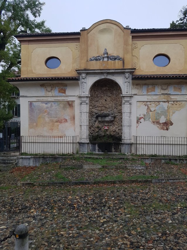 Kaple ve Varese