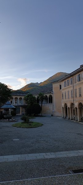 Mše svatá ve Varallu